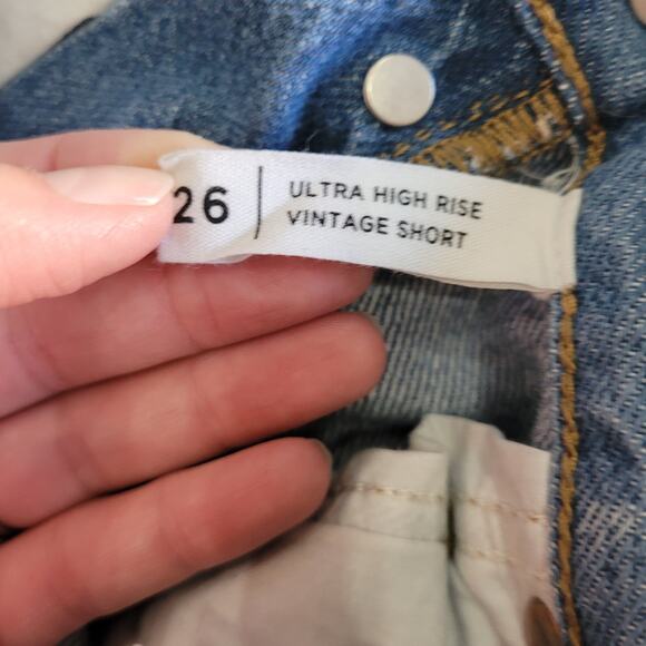 Pacsun‎ Women's Distressed Button Fly Ultra High Rise Vintage Short. Size 26 - Picture 5 of 9